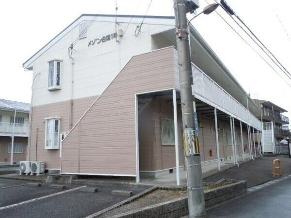 メゾン白国1号棟・2号棟 駐車場
