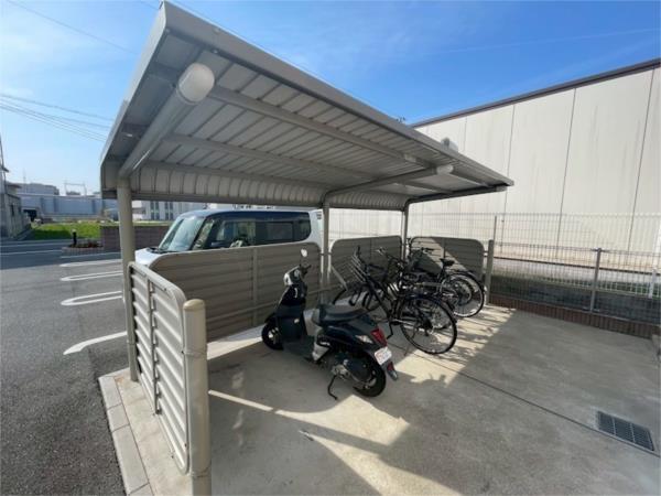 ソレイユ東姫路 駐車場