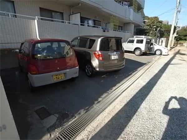 マインドパレス須磨浦 駐車場