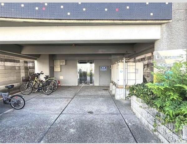 ユニテック甲子園 エントランス