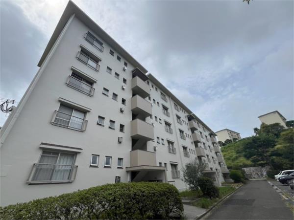 鈴蘭台第3団地第2号棟 外観