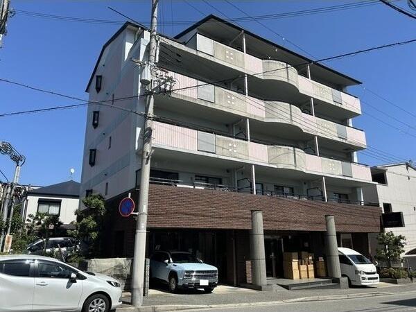 プラスワン芦屋 外観