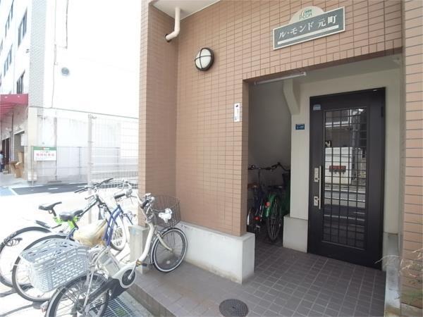 ル・モンド元町 エントランス