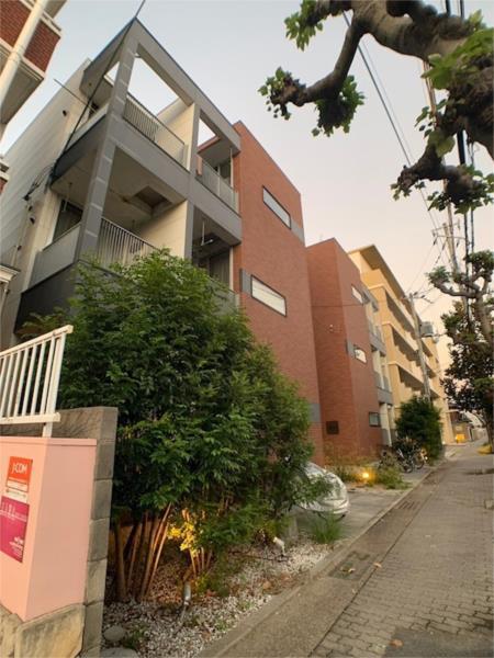 ブロンテ垂水海岸通WEST エントランス