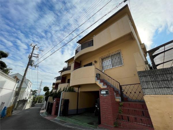芦屋山の手朝日ヶ丘荘苑 エントランス