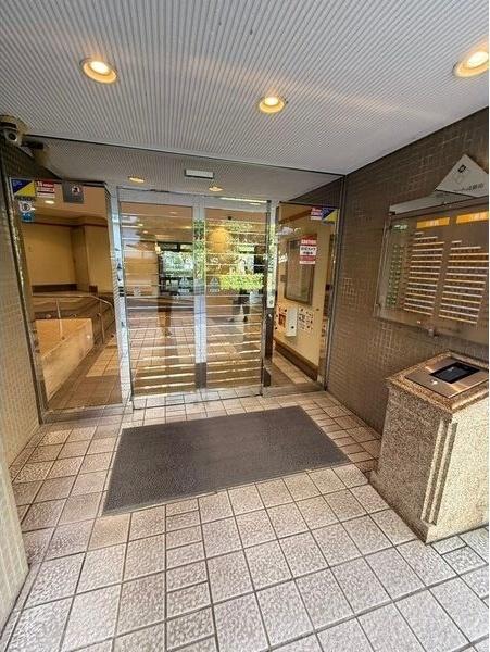 RICウエストコート四番街南棟2号館 エントランス