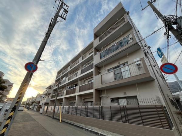 ヴィラ本山 外観
