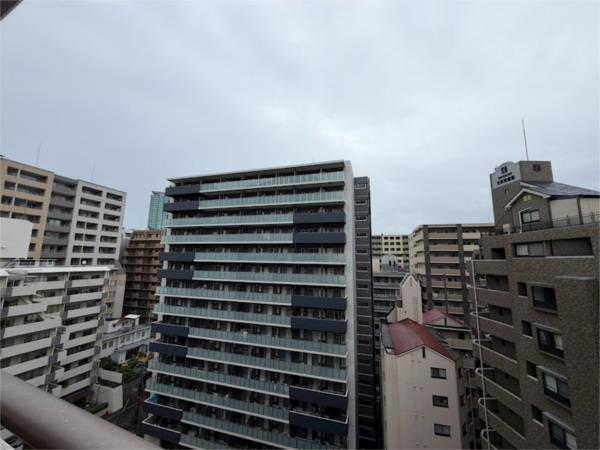 ロイヤル神戸北野通り 駐車場