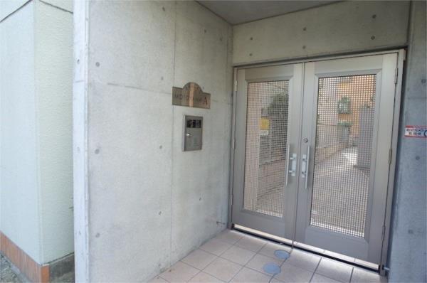BRICKS本山A棟 エントランス