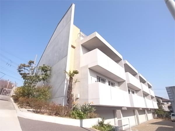 八十塚ヒルズ 外観