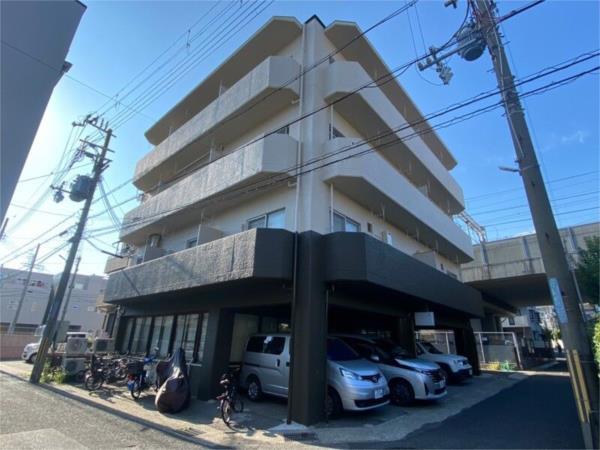 ドミトリー石屋川 外観