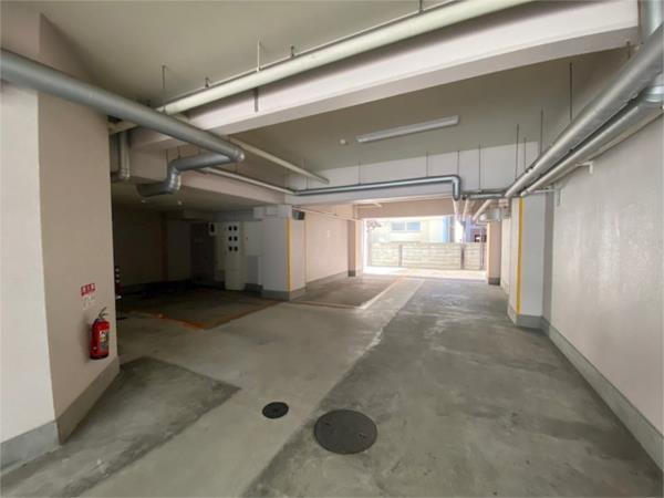 栄町ダイヤハイツ 駐車場