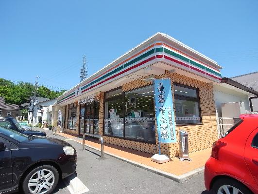 セブンイレブン　西宮下山口5丁目店：521m