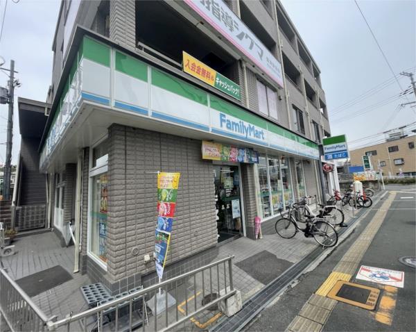 ファミリーマート 豊津駅前店：148m