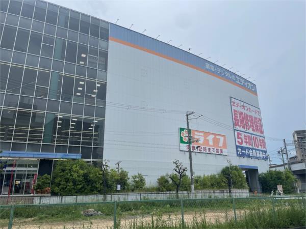 ライフ三国橋店：3607m