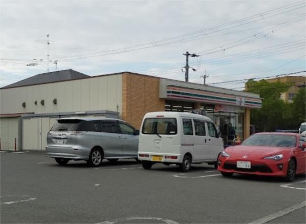 セブンイレブン 西宮大島町店：703m