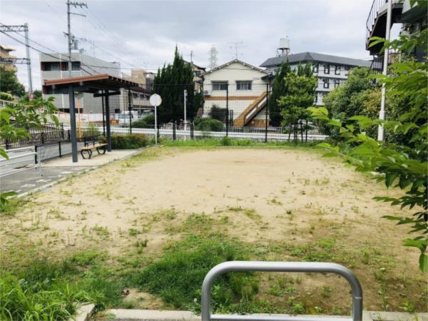 稲津町１丁目広場：91m