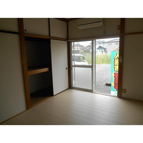 市原市島野アパート リビング