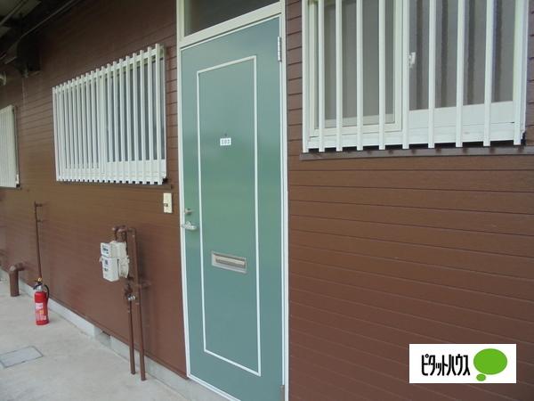 市原市島野アパート エントランス