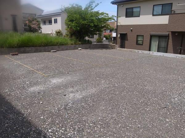 スカイヒルズ（A） 駐車場