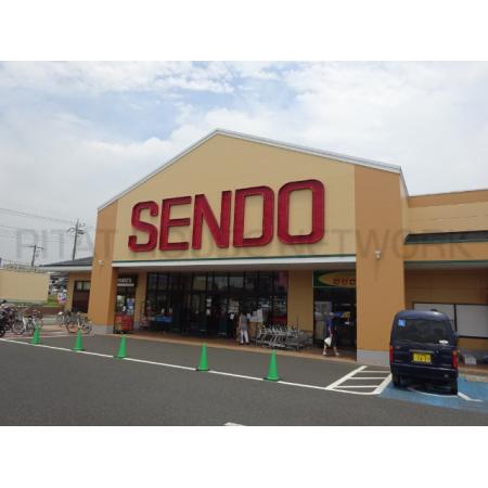 せんどう青柳店：757m