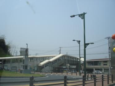 長浦駅：800m