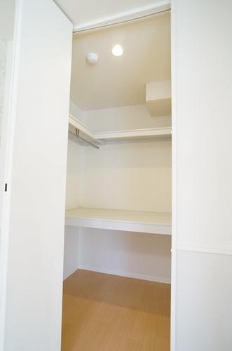 アラモアナ（205） 収納