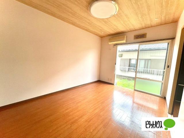 アーバン市原7号館（102） 室内