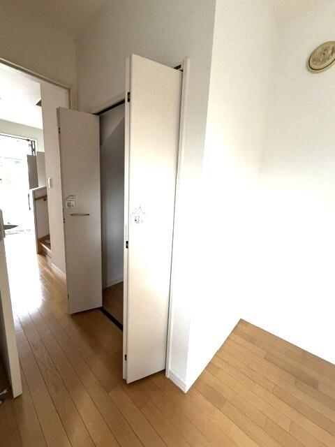 奈良輪テラスハウス（3） 収納