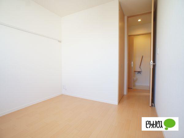Santier　B（202） 室内