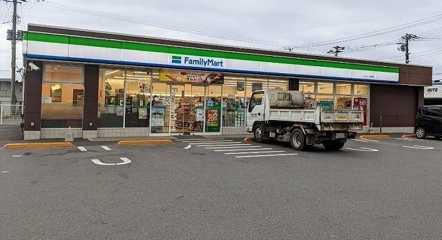 ファミリーマートサカモト高柳店：400m