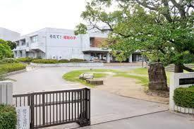 袖ケ浦市立昭和小学校：818m