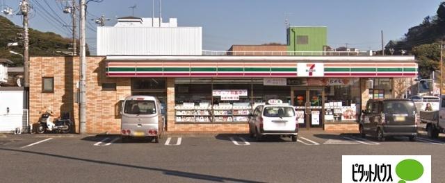 セブンイレブン君津西坂田4丁目店：271m