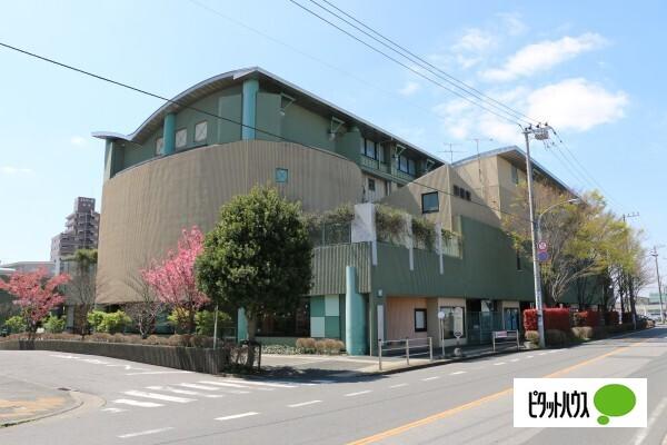 君津市立中央図書館：1891m