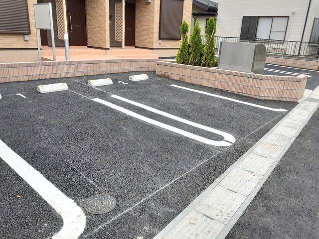 プリムローズ（101） 駐車場
