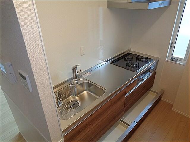 エストレーラ金田西（102） 部屋画像