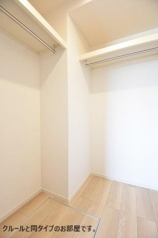 ジヴェルニー（102） 収納