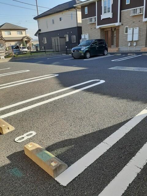 アルモニーⅡ（203） 駐車場