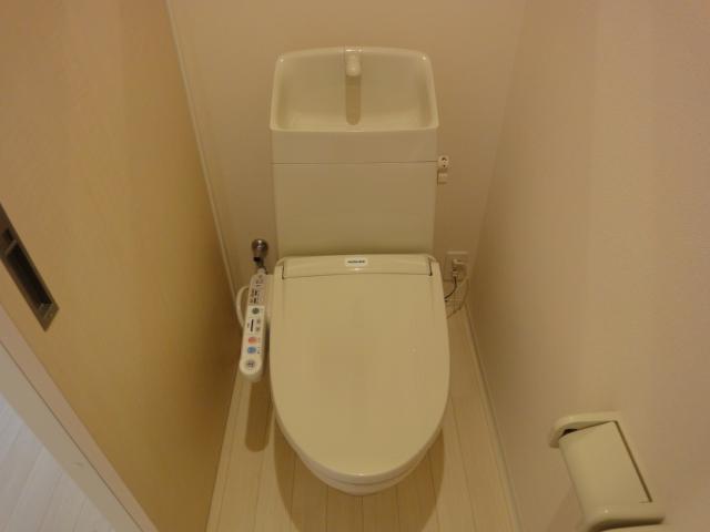 ユニヴァリィ　ノースエイト 部屋画像