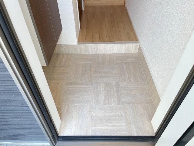 ソランジュ 玄関