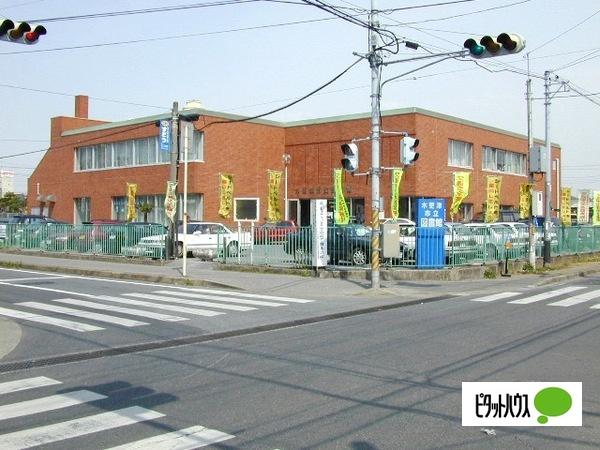 木更津市立図書館：682m