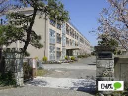 木更津市立木更津第一中学校：964m