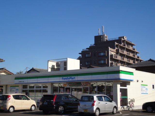 ファミリーマート木更津朝日三丁目店：1421m