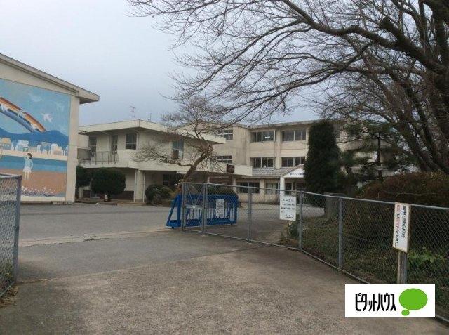 君津市立八重原小学校：562m