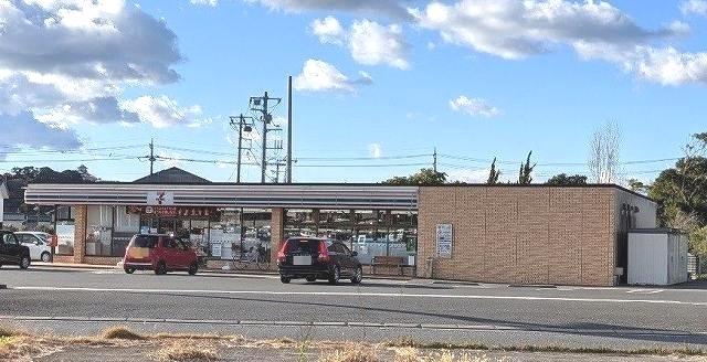 セブンイレブン館山真倉店：750m