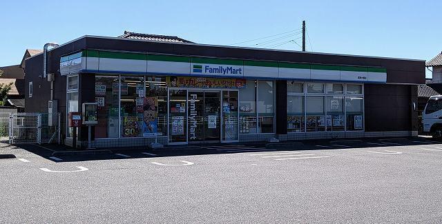 ファミリーマート 富津大堀店：1300m