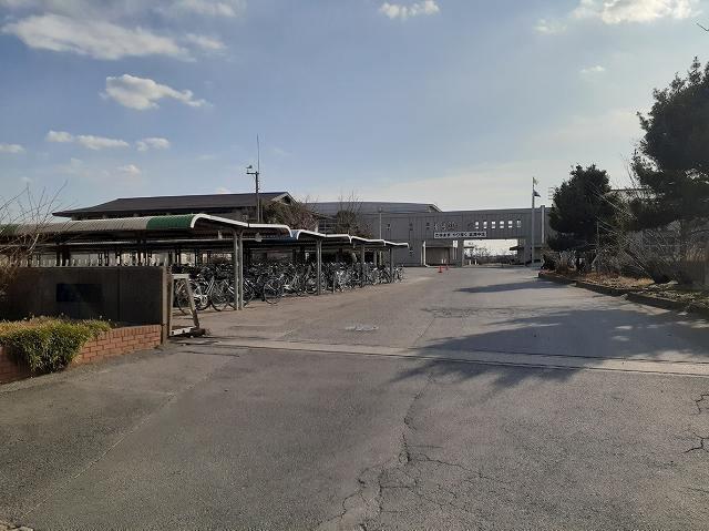 富津市立富津中学校：700m