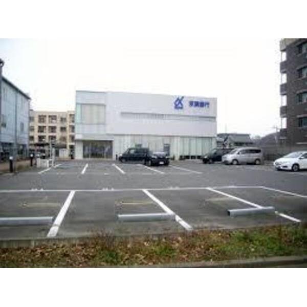 京葉銀行木更津支店：1355m
