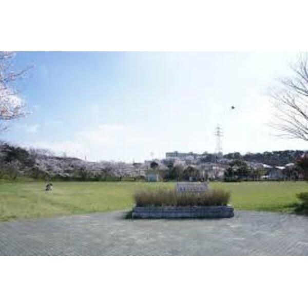 真舟中央公園：1141m