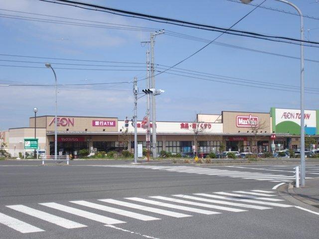 マックスバリュ木更津請西店：550m